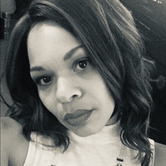 Meet your Posher, AJAllDay - Picture 7 of 8